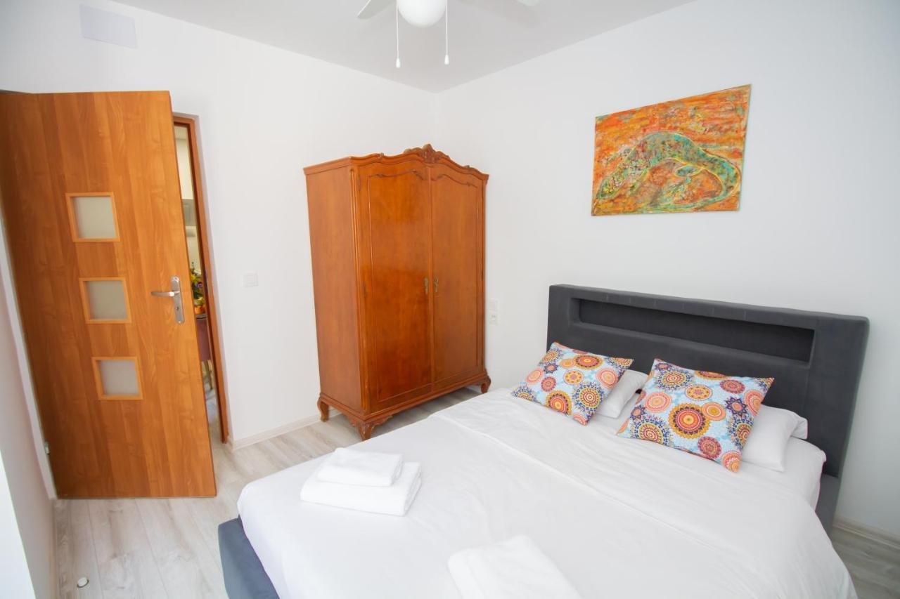 Art Apartments Alicante Luaran gambar