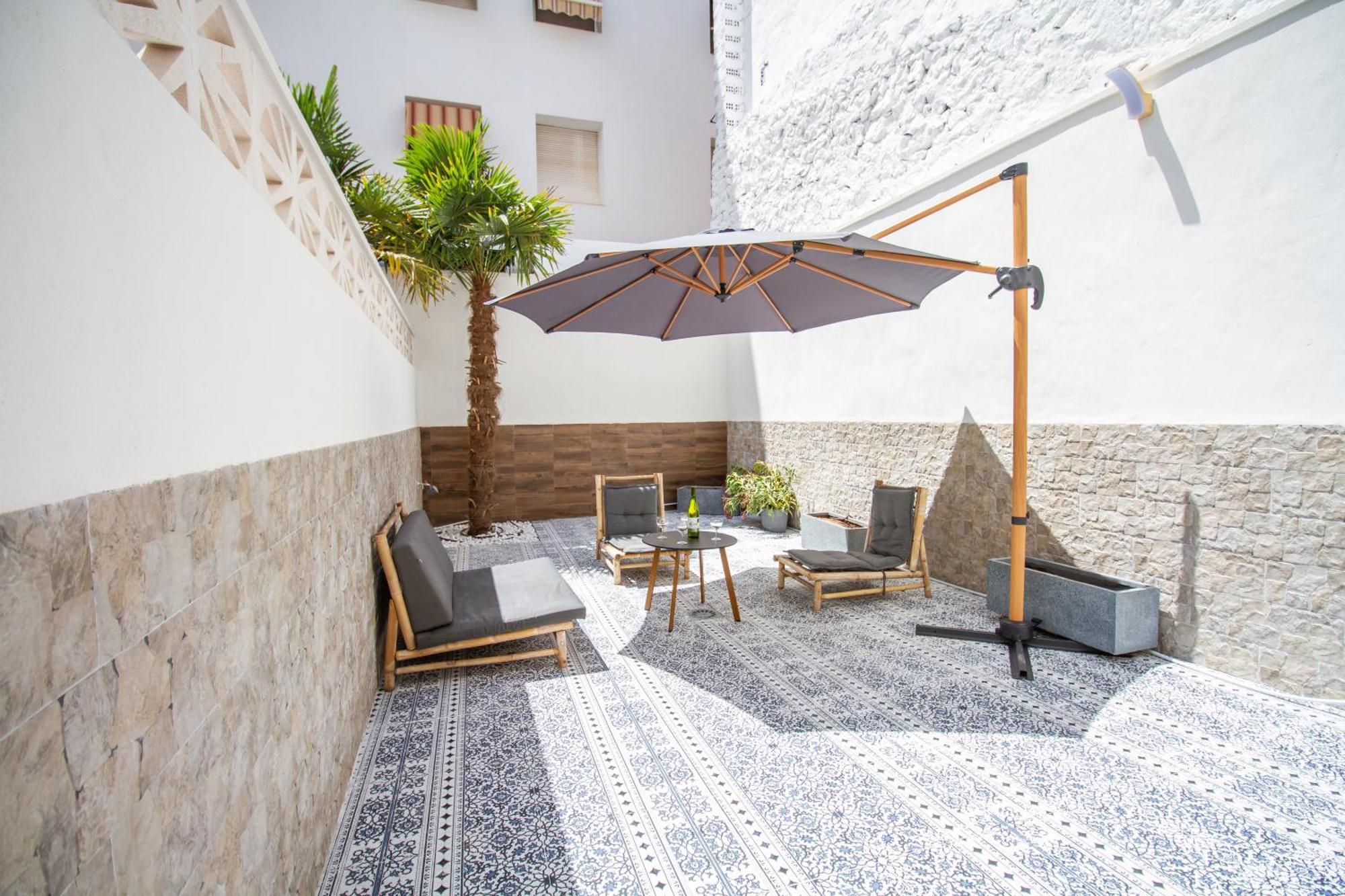 Art Apartments Alicante Luaran gambar
